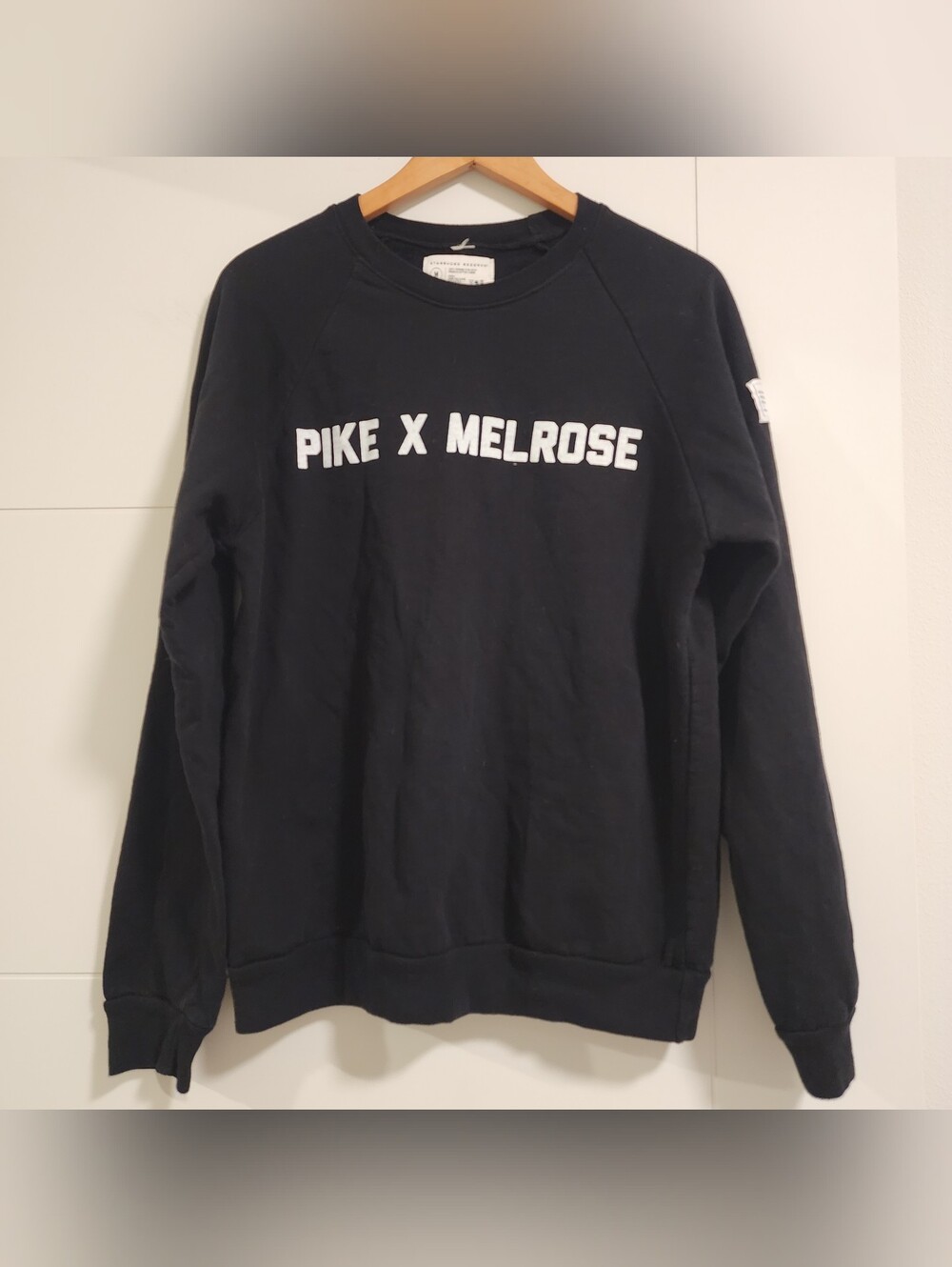 Starbucks Reserve Roastery Limited-Edition Crewneck Sweatshirt